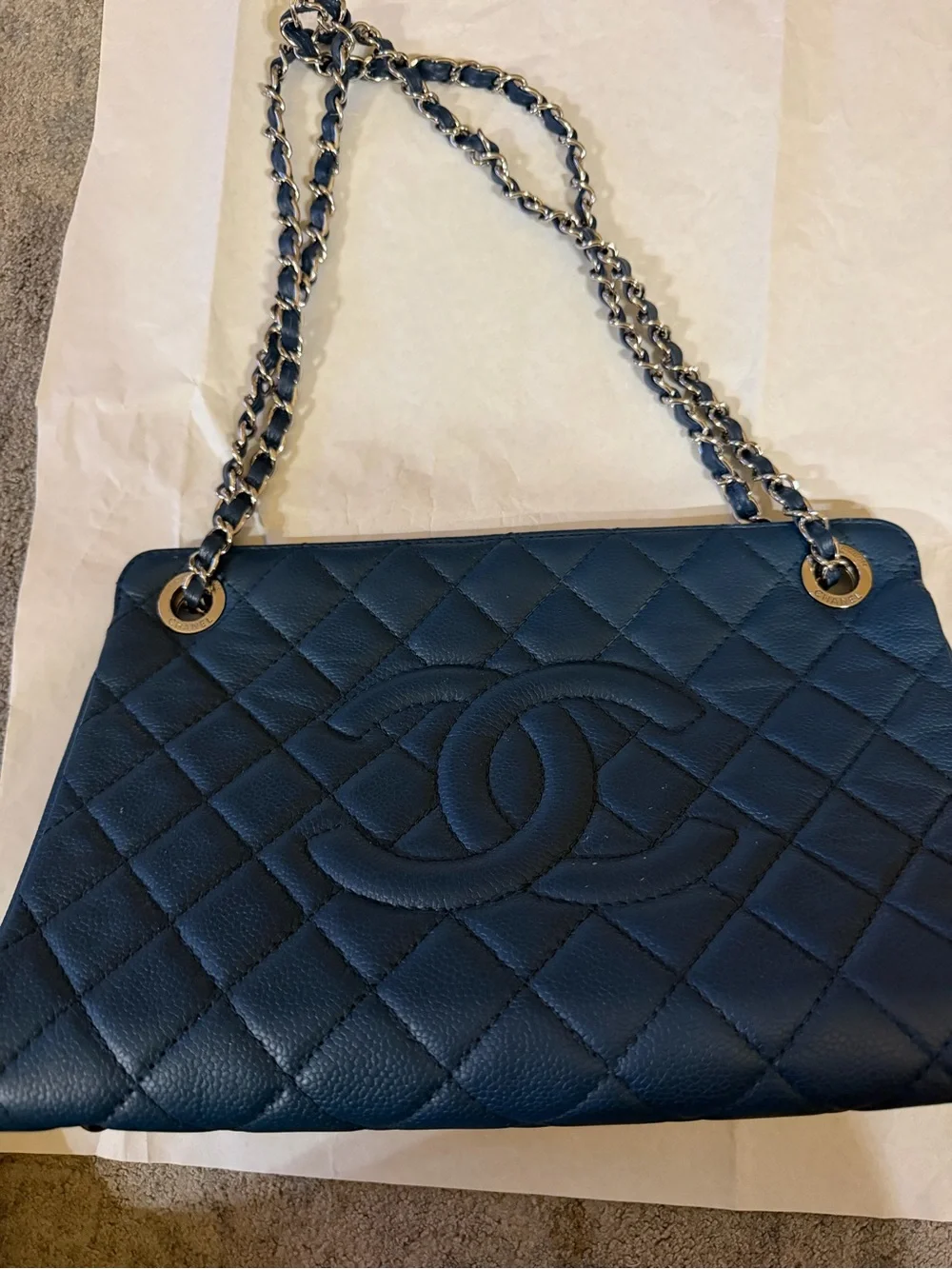 CHANEL Quilted Shoulder Bag in Teal